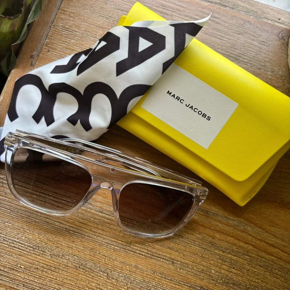 Marc Jacobs Clear Frame Sunglasses with Tinted Lenses and Yellow Case Unisex